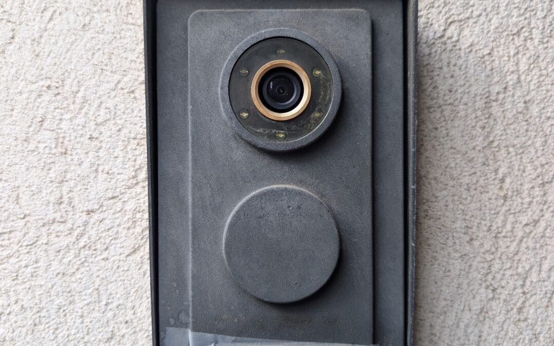 Remplacement d&rsquo;un interphone défectueux par un kit vidéoportier DAHUA à Marseille